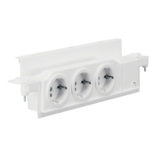 Розетка IP20 Hager 3-кратна