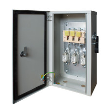 Ящик ЯРП с рубильником и предохранителями 100А IP54 E.NEXT BP32-31B31250