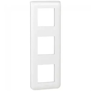 Рамка 3-х кратна вертикальна біла MOSAIC