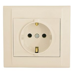 Розетка з заземленням та захистом від дітей "Defne" крем