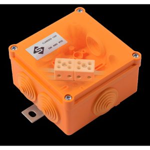 Коробка розподільча 105х105х56 IP54 зовнішня пласт. FLAMEBOX 100P 4х4 мм2 E90