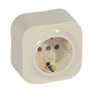 Розетка 1-а З/К зовн. IP20 Forix сл.к