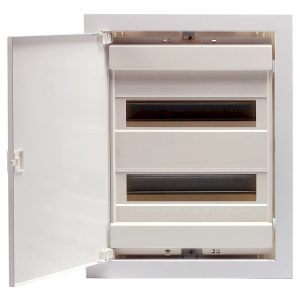 Щит пласт. ЩРВ-П- 24(28) мод IP40 внутр. бел. дверц ECG24+4 PO