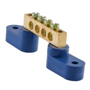 Шина нулевая 6х9 4/2 отв. бруском с изоляторами ВС-1А