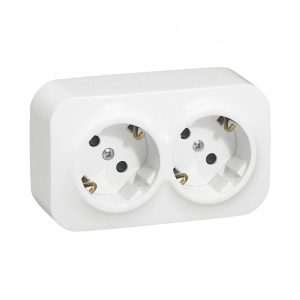 Розетка 2-а З/К зовн. IP20 Forix біла