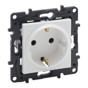 Розетка 1-а З/К внутр. зі шторками 16А, 250 В автоматичні клеми NILOE STEP білий