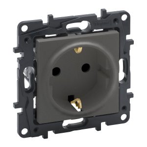 Розетка 1-а З/К внутр.16А, 250 В гвинтові клеми NILOE STEP сталь